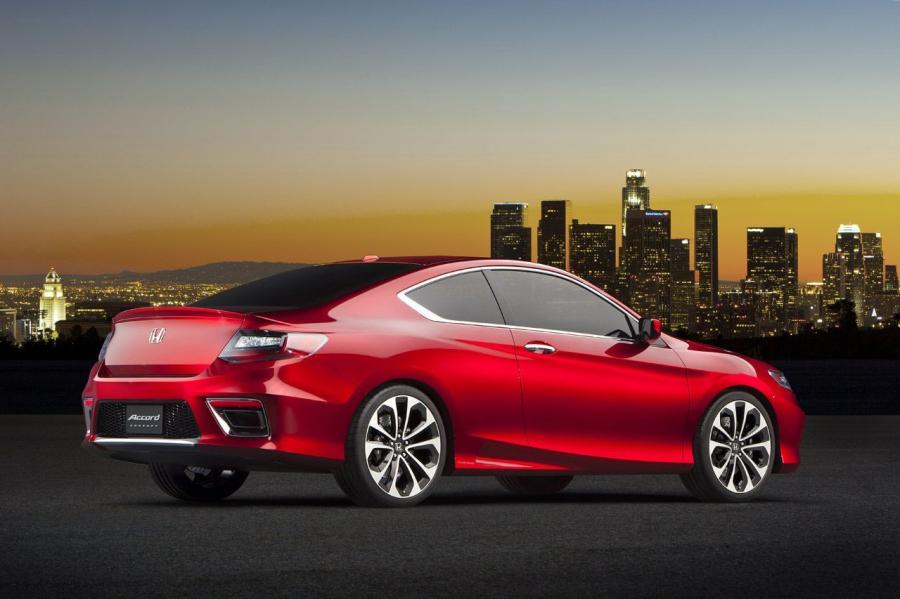  Honda Accord Coupe Concept 2013 года  (фото 12 из 15)
